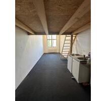 Ruhiges lichtdurchflutetes Atelier 25 m² + zweite Etage Lagerfläche inkl. Nf #1060 - Berlin Pankow
