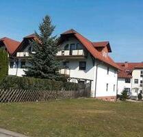 Charmante Dachgeschosswohnung als Investment - Drei Gleichen