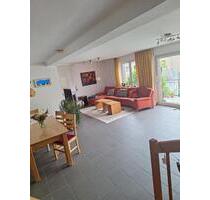 Großzügige Maisonettwohnung mit Garten in Witten Stockum