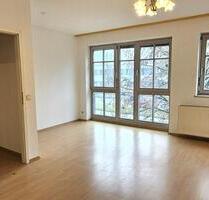 Lichtdurchflutete 2 Zimmer Wohnung mit TG-Stellpl. bei Stadtamhof - Regensburg Konradsiedlung