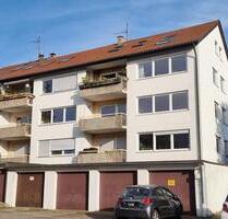 Sonnige 3 12-Zimmer-Wohnung mit gehobener Ausstattung und Balkon - Stuttgart Sillenbuch