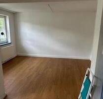 2 ZKB Wohnung zu vermieten Kassel Stadtnah Uninah teilrenoviert
