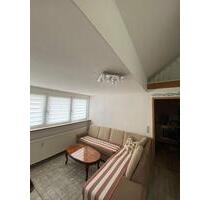 1 Zi-Wohnung mit zusätzlicher Dachgalerie in Stgt-Obertürkheim in S-Bahn Nähe zu vermieten - Stuttgart Hedelfingen