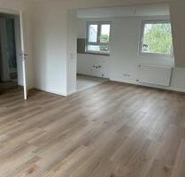 Ratingen: 2 Zi. DG-WHG, komplett RenoviertModernisiert