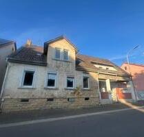 Freistehendes Einfamilienhaus - 49.999,00 EUR Kaufpreis, ca.  144,00 m² in Gaugrehweiler (PLZ: 67822)