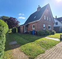 Einfamilienhaus zu Vermieten - 1.200,00 EUR Kaltmiete, in Heide (PLZ: 25746)