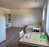 Büro oder Pendlerwohnung 1-Zimmer-ELW mit Terrasse in Liederbach - Liederbach am Taunus