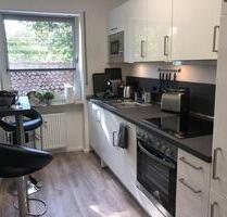 moderne möblierte 2-Zimmer-Wohnung mit großem Balkon in Nürnberg