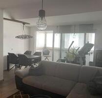 Charmante 3-Zimmer-Wohnung mit Kamin, sonniger Loggia und EBK - Bergisch Gladbach Paffrath
