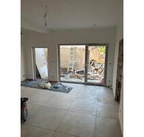 4 Zimmer Haus 150 qm 2250€ warm - Friedrichsdorf