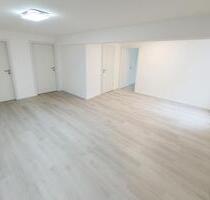Stielvolle 3 Zimmer -Wohnung mit Terrasse und Einbauküche - Bietigheim