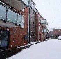 Helle 3-Zimmer-Wohnung mit Balkon, Keller & Stellplatz - Emden Tholenswehr