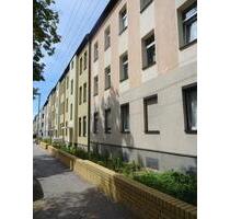 Umgebaute großzügige 1-Raumwohnung in zentraler Wohnlage ab dem 01.01.2026 - Köthen (Anhalt)