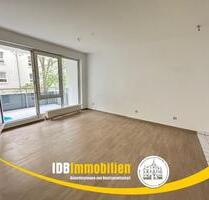 Zweiraumwohnung mit Balkon, Wanne und Tiefgaragenstellplatz - Freital
