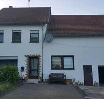 Einfamilienhaus in Immerath - 280.000,00 EUR Kaufpreis, in Mehren (PLZ: 54552)