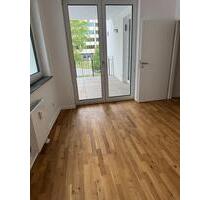 Neubau Wohnung mit Balkon und Stellplatz in Tempelhof Mariendorf - Berlin Tempelhof-Schöneberg