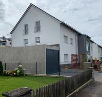 3-Zimmer-DG-Wohnung mit Balkon in Zolling