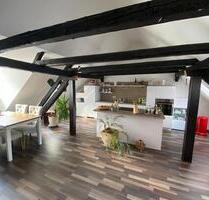 Dachgeschoss Wohnung mit Terrasse - Erfurt