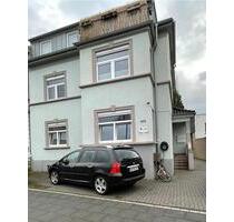 3 Zimmer Wohnung Möbliert - 1.020,00 EUR Kaltmiete, ca.  80,00 m² in Bonn (PLZ: 53173) Bad Godesberg