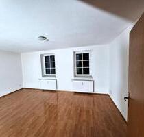 Neu gestrichene helle 2 Raum-Wohnung in 06449 Schadeleben - Aschersleben