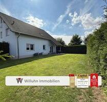 Mit eigenem, uneinsehbarem Garten! Küchenübernahme möglich | Tageslichtbad | Garage + Stellplatz - Delitzsch