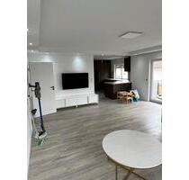 3 Zimmer-Wohnung mit Balkon - 1.280,00 EUR Kaltmiete, in Grabenstetten (PLZ: 72582)