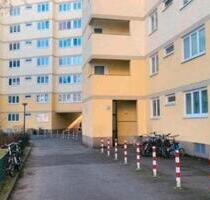 Im Norden Berlins bezugsfreie 2-Zi-Wohnung mit Balkon&EBK