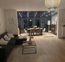 Modernes RMH mit Wohn(t)raumerweiterung und Keller - Köln Lindenthal