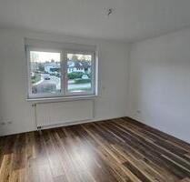 Bad Bederkesa Zentrum 3,5 Zi. 79qmtr. 1.Sto. Balkon neu renoviert - Geestland