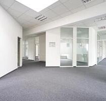 Schöne Renovierte Helle Büro mit Klimaanlage und Große Fenster *direkt vom Eigentümer* - Krefeld Fischeln