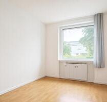 frisch möbliertes 11qm-Zimmer in toller 93m²-5er-Damen-WG ab 10.10.2025 frei! - Freiburg im Breisgau Haslach