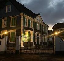 Exklusive Galerie-Wohnung in Patrizier-Villa zu vermieten! - Remscheid Remscheid-Süd
