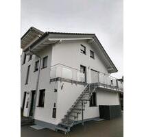 3,5 Zi. Maisonette Wohnung mit Balkon - Singen (Hohentwiel)