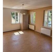 Vermiete 1.- Raum Wohnung - 330,00 EUR Kaltmiete, in Luckau (PLZ: 15926)