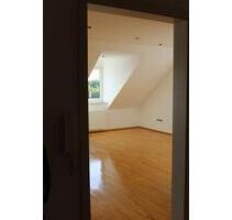 Dachgeschosswohnung 65 m² - 550,00 EUR Kaltmiete, in Bielefeld (PLZ: 33739) Jöllenbeck