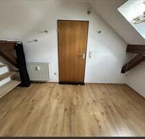 Dachgeschosswohnung - 300,00 EUR Kaltmiete, ca.  30,50 m² in Hagen (PLZ: 58099) Hagen-Nord