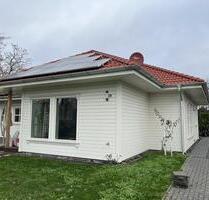 Bungalow in skandinavischem Stil BJ 2022, Energieklasse A - Hohen Neuendorf