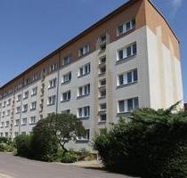 Helle 3-Zimmer-Wohnung im 3.OG mit Balkon und Fensterlichtbad - Borna