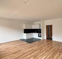OFFENE, HELLE & MODERNE 3 RAUM-WOHNUNG – mit EBK & Balkon - Chemnitz Klaffenbach