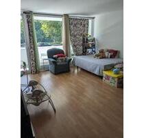 Exklusive 2-Zimmer-Wohnung mit Balkon und Einbauküche in München