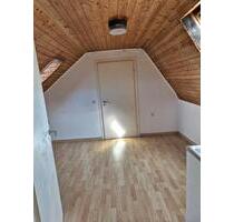 Dachgeschosswohnung absofort zuvermieten - Krefeld Dießem