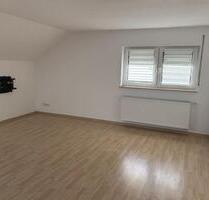 Gemütliche Dachgeschosswohnung am Ortsrand von Ottweiler (Richtun