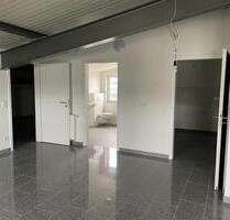 Büroräume zu vermieten - 1.050,00 EUR Kaltmiete, ca.  125,00 m² in Waghäusel (PLZ: 68753)