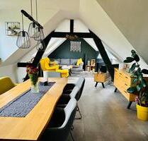 Einzigartige 4-Zimmer-Dachgeschosswohnung mit Balkon auf 128 m² - Krefeld