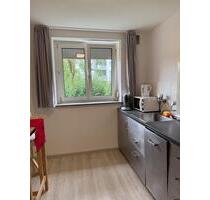 helle 2 Zimmer-Wohnung, Stuttgart-Giebel, 5 Min. zur U-Bahn