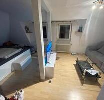 Schöne 1,5-Zimmer-Wohnung in Toplage Zuffenhausen - Stuttgart Bad Cannstatt