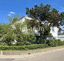 Schöner Bungalow mit Dachterrasse und Garage in Toplage - Amberg