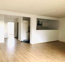 Charmante 2-Raum Wohnung mit Balkon und Einbauküche. - Leipzig Nord
