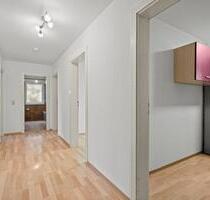 Top gepflegte 4-Zimmerwohnung - 825,00 EUR Kaltmiete, in Hohenfels (PLZ: 78355)