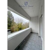 Gepflegte 3-ZKB-Wohnung im EG mit Loggia & Terrasse in ruhiger stadtnaher Lage - Saarbrücken Neue Bremm